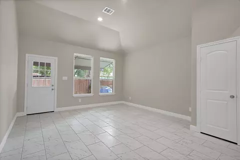 Living - 407 E Willingham St, Cleburne, TX 76031 photo 4 of 5