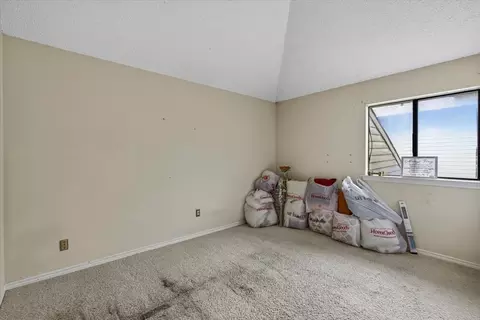Bedroom - 521 Blanco Dr, Mesquite, TX 75150 photo 3 of 4