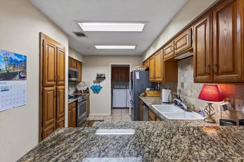 Kitchen - 521 Blanco Dr, Mesquite, TX 75150 photo 1 of 2
