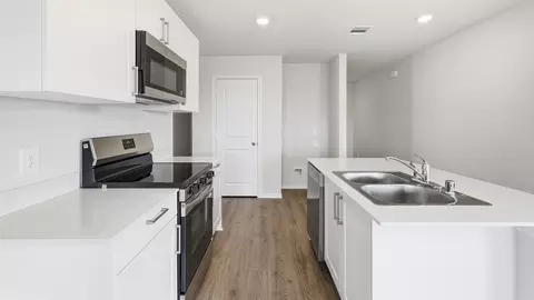 Kitchen - 3526 Spring Time St, Talty, TX 75126 photo 3 of 4