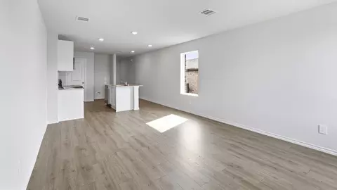 Living - 3526 Spring Time St, Talty, TX 75126 photo 4 of 4