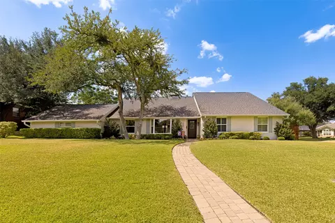 7845 Yamini Dr, Dallas, TX 75230