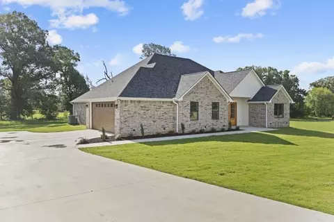 13830 Cedar Hill Ln, Tyler, TX 75704