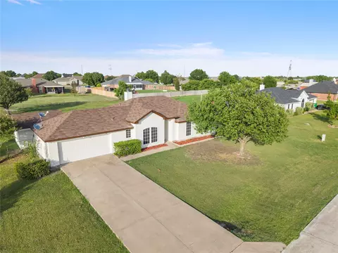 105 Dustin Dr, Royse City, TX 75189