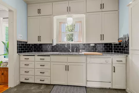 Kitchen - 2730 Live Oak Ave, Waco, TX 76708 photo 3 of 3