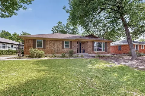 8420 Sweetwater Dr, Dallas, TX 75228