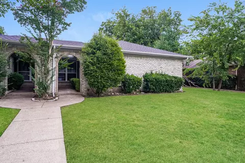 4804 Berridge Ln, Dallas, TX 75227