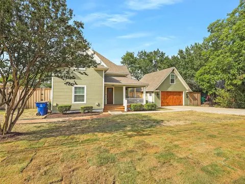 607 W Walnut St, Celina, TX 75009