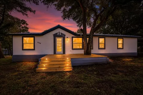 2316 SW 4th Ave, Mineral Wells, TX 76067