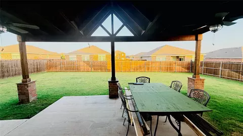 2620 Beech Creek Rd, Glenn Heights, TX 75154