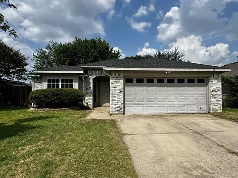 5615 Alicante Dr, Arlington, TX 76017