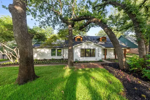3905 Shady Valley Dr, Arlington, TX 76013