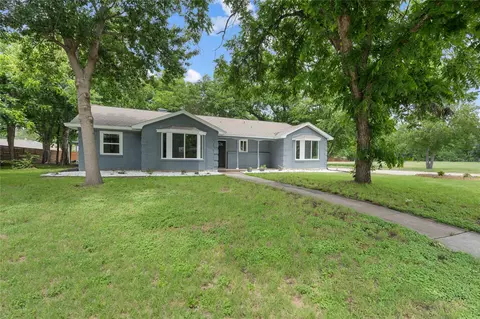 702 Austrian Rd, Grand Prairie, TX 75050
