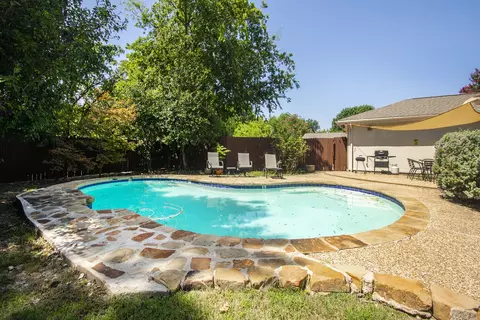 2812 Teakwood Ln, Plano, TX 75075