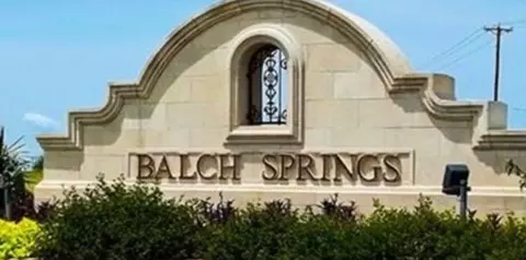 3016 Deepwell Rd, Balch Springs, TX 75180