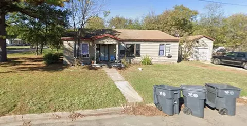 3825 Elliott Dr, Waco, TX 76711