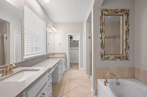 Bath - 1514 Carnation St, Celina, TX 75009 photo 1 of 1