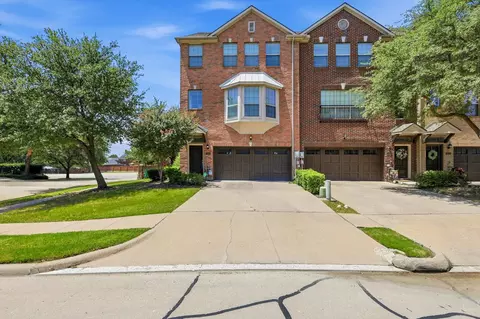 1404 Biltmore Ln, Irving, TX 75063