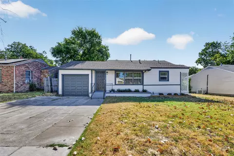 4917 Roanoke St, Fort Worth, TX 76116