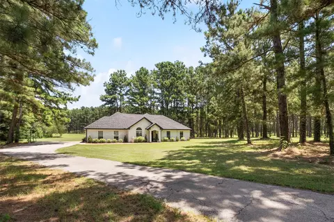 1109 Robbins Rd, Athens, TX 75751