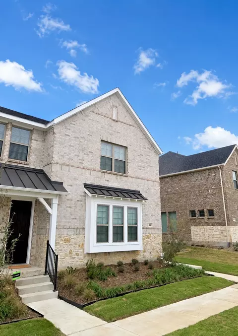425 Parkside Dr, Argyle, TX 76226