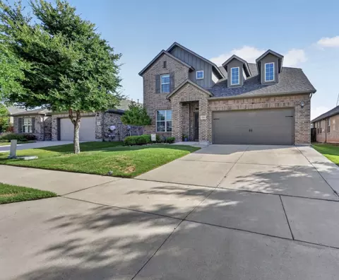 205 Black Alder Dr, Fort Worth, TX 76131