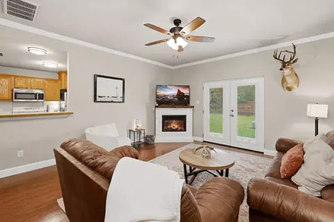807 Lee St, Tioga, TX 76271