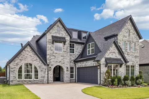 7606 Lanier Ln, Grand Prairie, TX 75054