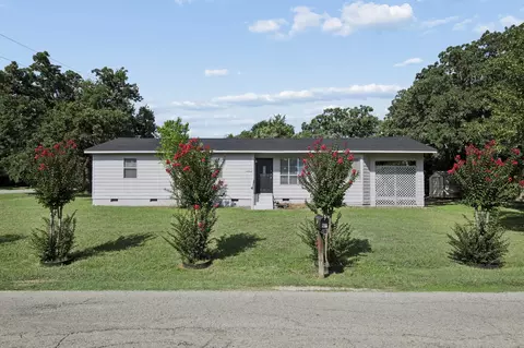 217 Chambers Dr, Alvarado, TX 76009