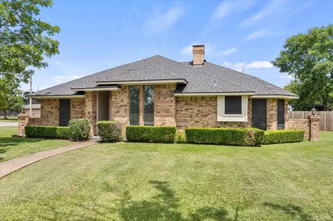 5401 Nevada Dr, Greenville, TX 75402