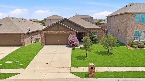 9440 Smoke Tree Dr, Forney, TX 75126