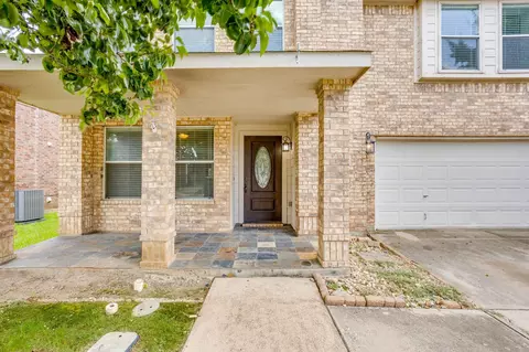 653 Condor Trl, Saginaw, TX 76131