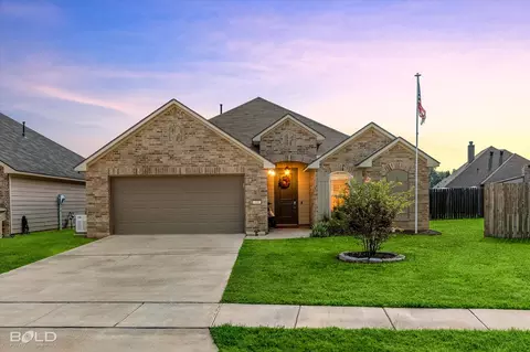338 Ouachita Ln, Bossier City, LA 71112