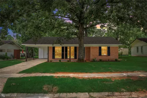 602 Pickwick Pl, Shreveport, LA 71108