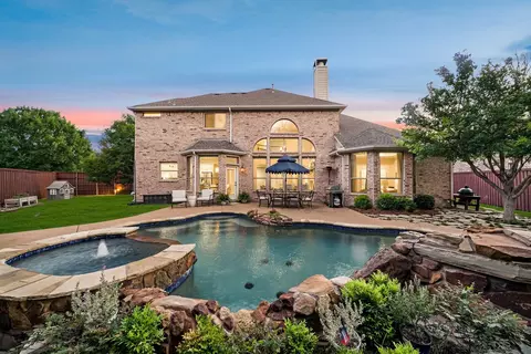15692 Atkins Ln, Frisco, TX 75035