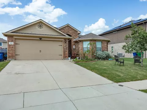 315 Preakness Ln, Ponder, TX 76259