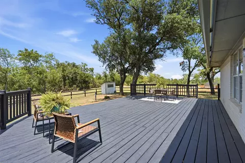Exterior - 986 Eagles Way, Springtown, TX 76082 photo 3 of 13
