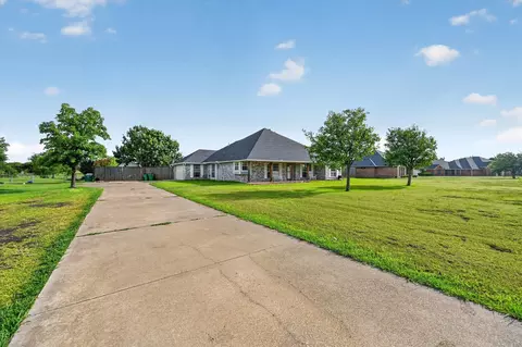 11112 Prairie Lakes Ln, Forney, TX 75126