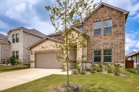 Exterior - 2425 Glacier Rdg, Corinth, TX 76210 photo 2 of 3