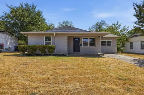 2740 Blue Ridge Dr, Mesquite, TX 75150