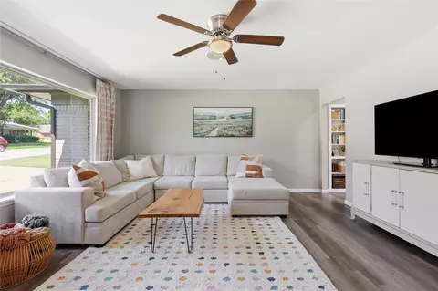 5605 Morley Ave, Fort Worth, TX 76133