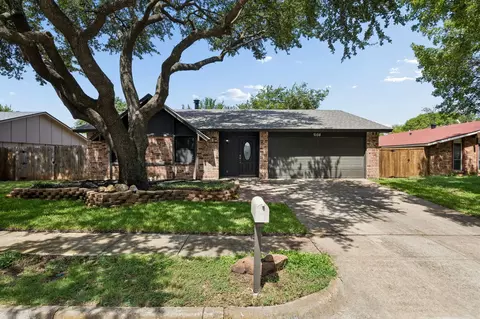 7108 Baird Dr, Fort Worth, TX 76134