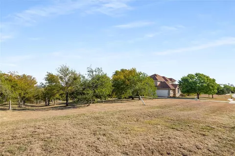 1123 Mallard Pointe Dr, Grand Prairie, TX 75104 photo 14