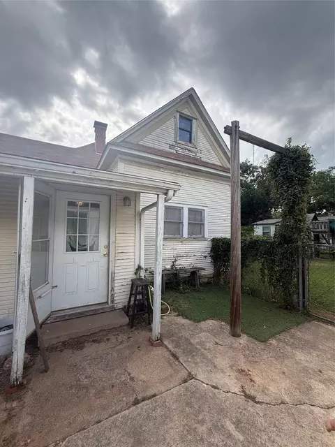 Exterior - 803 Third St, Bangs, TX 76823 photo 3 of 8