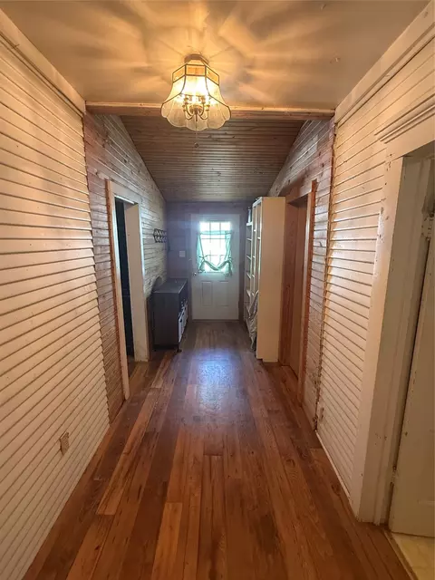 Entry Way - 803 Third St, Bangs, TX 76823 photo 2 of 3
