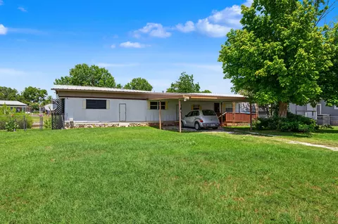 4316 Cottonwood Ct, Granbury, TX 76049