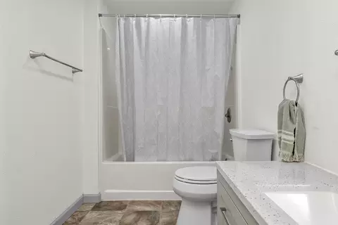 Bath - 611 Talbert Ranch Rd, China Spring, TX 76633 photo 4 of 4