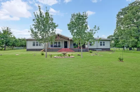 923 County Road 2415, Honey Grove, TX 75446
