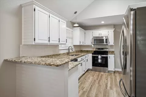 Kitchen - 1509 Milla Ct, Euless, TX 76039 photo 1 of 4