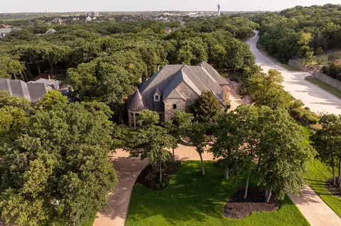 613 Silver Spur Dr, Southlake, TX 76092